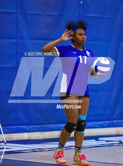 Thumbnail 1 in JV: Lawndale @ Wiseburn- Da Vinci photogallery.