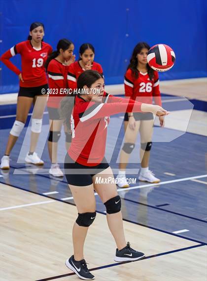 Thumbnail 2 in JV: Lawndale @ Wiseburn- Da Vinci photogallery.