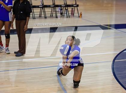 Thumbnail 3 in JV: Lawndale @ Wiseburn- Da Vinci photogallery.
