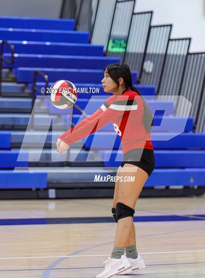 Thumbnail 1 in JV: Lawndale @ Wiseburn- Da Vinci photogallery.