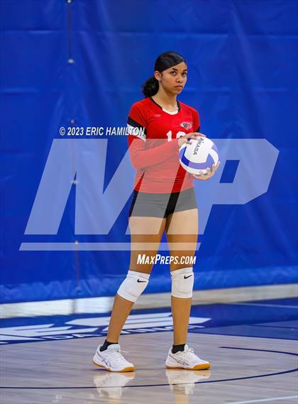 Thumbnail 1 in JV: Lawndale @ Wiseburn- Da Vinci photogallery.