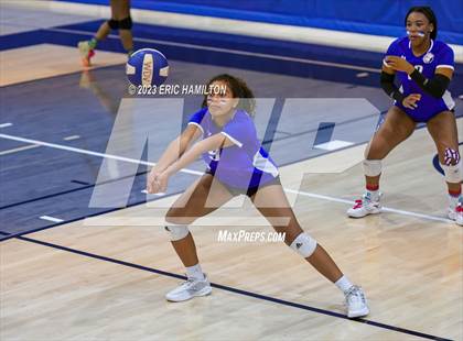 Thumbnail 3 in JV: Lawndale @ Wiseburn- Da Vinci photogallery.