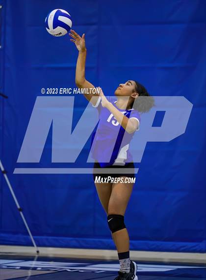 Thumbnail 3 in JV: Lawndale @ Wiseburn- Da Vinci photogallery.