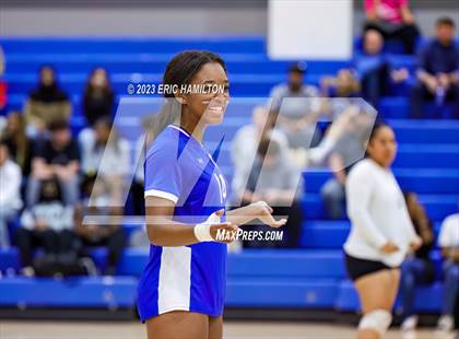 Thumbnail 1 in JV: Lawndale @ Wiseburn- Da Vinci photogallery.