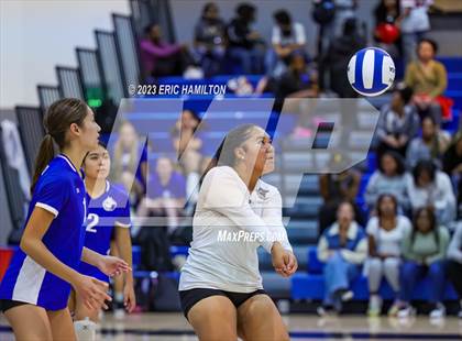 Thumbnail 3 in JV: Lawndale @ Wiseburn- Da Vinci photogallery.