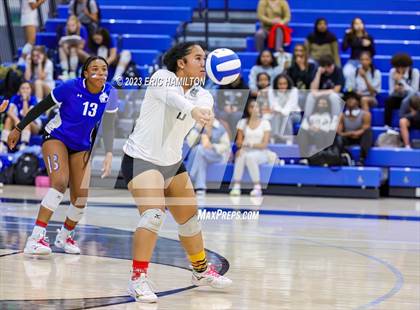 Thumbnail 1 in JV: Lawndale @ Wiseburn- Da Vinci photogallery.