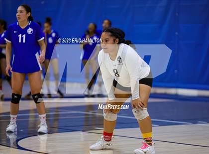 Thumbnail 3 in JV: Lawndale @ Wiseburn- Da Vinci photogallery.
