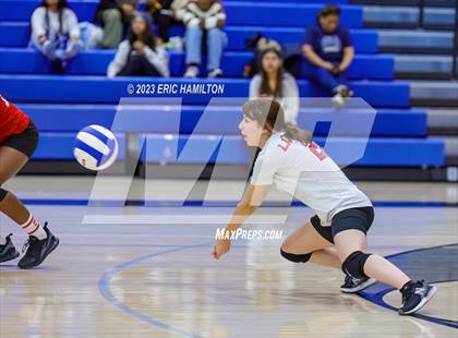 Thumbnail 1 in JV: Lawndale @ Wiseburn- Da Vinci photogallery.