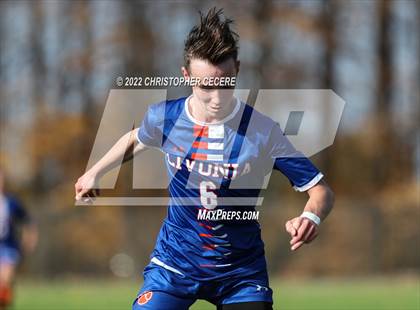 Thumbnail 3 in Lewiston-Porter vs. Livonia (NYSPHSAA Class B Far West Regional) photogallery.