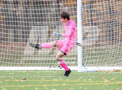 Thumbnail 1 in Lewiston-Porter vs. Livonia (NYSPHSAA Class B Far West Regional) photogallery.