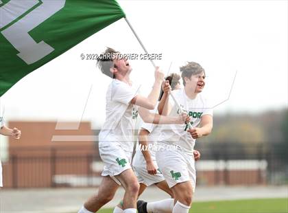 Thumbnail 2 in Lewiston-Porter vs. Livonia (NYSPHSAA Class B Far West Regional) photogallery.