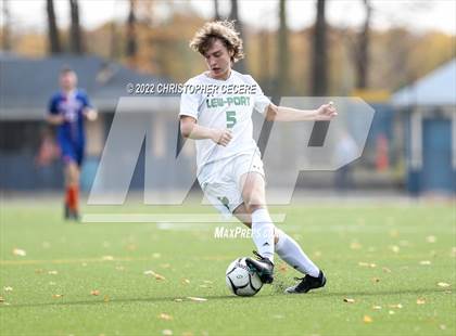 Thumbnail 2 in Lewiston-Porter vs. Livonia (NYSPHSAA Class B Far West Regional) photogallery.