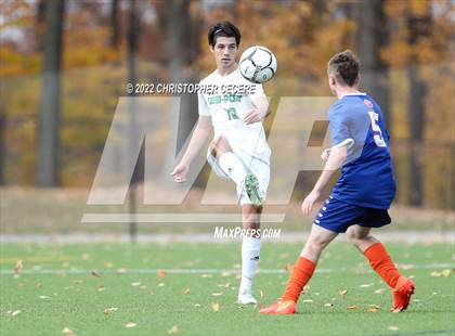 Thumbnail 2 in Lewiston-Porter vs. Livonia (NYSPHSAA Class B Far West Regional) photogallery.