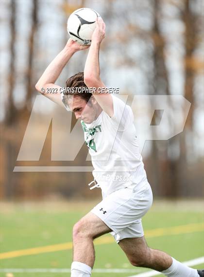 Thumbnail 3 in Lewiston-Porter vs. Livonia (NYSPHSAA Class B Far West Regional) photogallery.