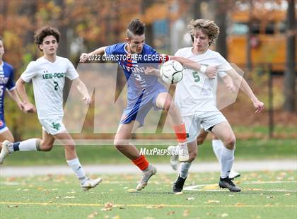 Thumbnail 3 in Lewiston-Porter vs. Livonia (NYSPHSAA Class B Far West Regional) photogallery.