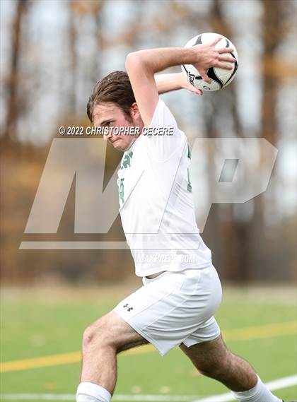 Thumbnail 2 in Lewiston-Porter vs. Livonia (NYSPHSAA Class B Far West Regional) photogallery.