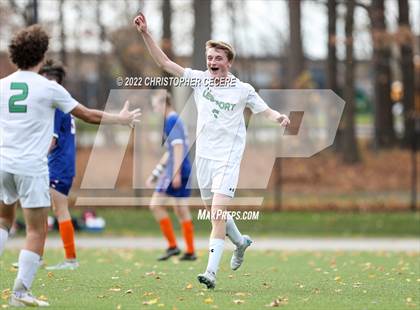 Thumbnail 1 in Lewiston-Porter vs. Livonia (NYSPHSAA Class B Far West Regional) photogallery.