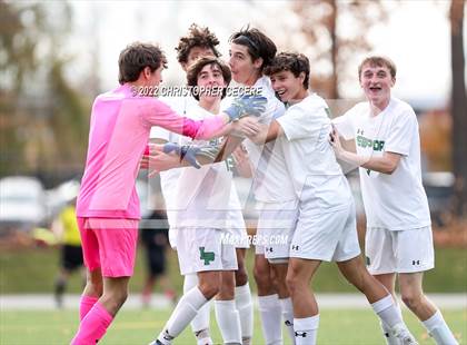 Thumbnail 3 in Lewiston-Porter vs. Livonia (NYSPHSAA Class B Far West Regional) photogallery.