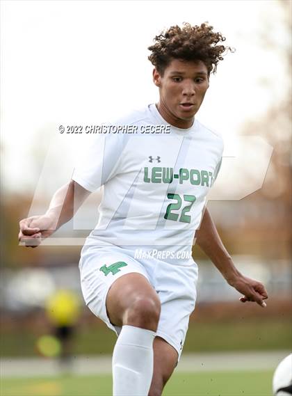 Thumbnail 1 in Lewiston-Porter vs. Livonia (NYSPHSAA Class B Far West Regional) photogallery.