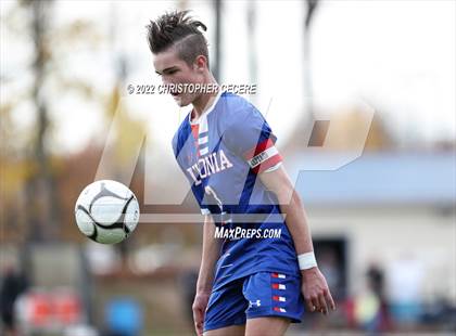 Thumbnail 2 in Lewiston-Porter vs. Livonia (NYSPHSAA Class B Far West Regional) photogallery.