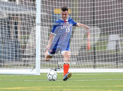 Thumbnail 1 in Lewiston-Porter vs. Livonia (NYSPHSAA Class B Far West Regional) photogallery.