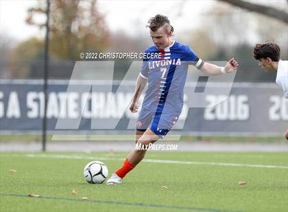 Thumbnail 2 in Lewiston-Porter vs. Livonia (NYSPHSAA Class B Far West Regional) photogallery.