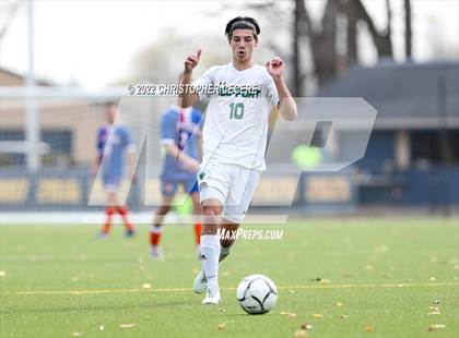 Thumbnail 1 in Lewiston-Porter vs. Livonia (NYSPHSAA Class B Far West Regional) photogallery.