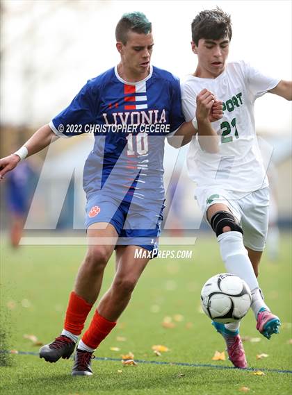 Thumbnail 1 in Lewiston-Porter vs. Livonia (NYSPHSAA Class B Far West Regional) photogallery.