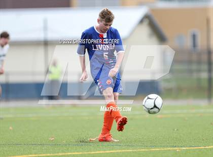 Thumbnail 1 in Lewiston-Porter vs. Livonia (NYSPHSAA Class B Far West Regional) photogallery.