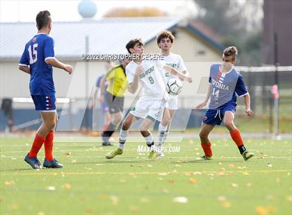 Thumbnail 2 in Lewiston-Porter vs. Livonia (NYSPHSAA Class B Far West Regional) photogallery.