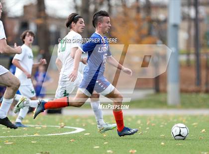 Thumbnail 2 in Lewiston-Porter vs. Livonia (NYSPHSAA Class B Far West Regional) photogallery.
