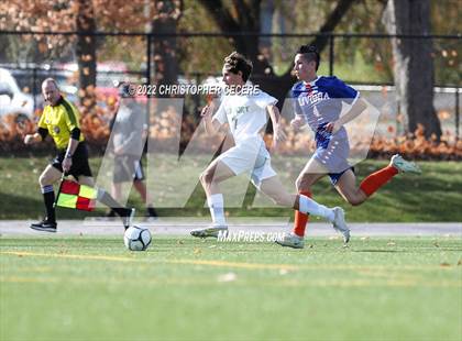 Thumbnail 3 in Lewiston-Porter vs. Livonia (NYSPHSAA Class B Far West Regional) photogallery.