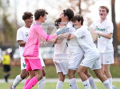 Thumbnail 2 in Lewiston-Porter vs. Livonia (NYSPHSAA Class B Far West Regional) photogallery.