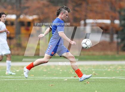 Thumbnail 3 in Lewiston-Porter vs. Livonia (NYSPHSAA Class B Far West Regional) photogallery.