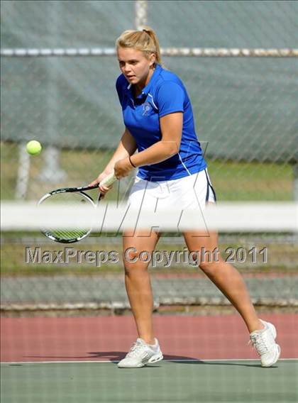 Thumbnail 3 in Section Xi Division II Tennis Tournament photogallery.