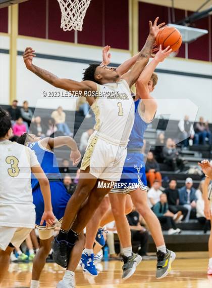 Thumbnail 3 in Tivy @ Seguin photogallery.