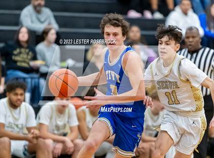 Thumbnail 3 in Tivy @ Seguin photogallery.
