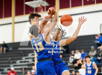 Thumbnail 2 in Tivy @ Seguin photogallery.