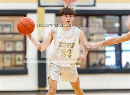 Thumbnail 3 in Tivy @ Seguin photogallery.