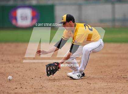 Thumbnail 3 in Tracy vs Granada  photogallery.