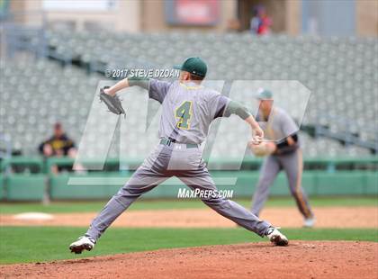 Thumbnail 3 in Tracy vs Granada  photogallery.