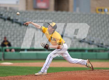 Thumbnail 3 in Tracy vs Granada  photogallery.