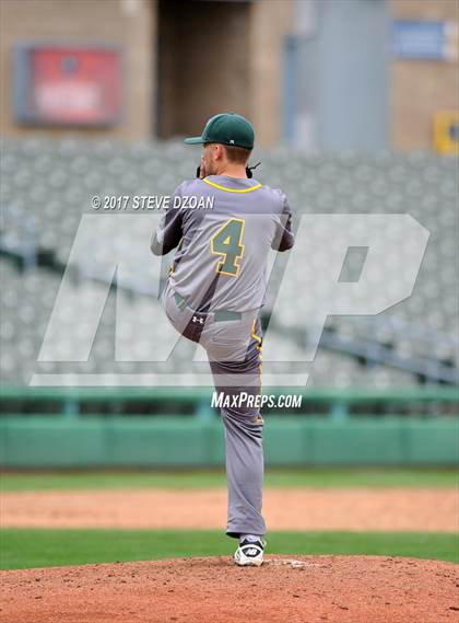 Thumbnail 3 in Tracy vs Granada  photogallery.