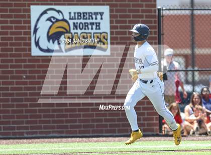 Thumbnail 2 in Lee's Summit vs. Liberty North (MSHSAA Class 6 Quarterfinal) photogallery.