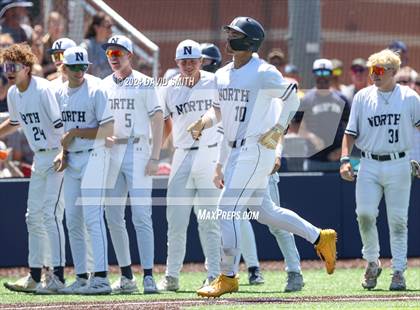 Thumbnail 3 in Lee's Summit vs. Liberty North (MSHSAA Class 6 Quarterfinal) photogallery.