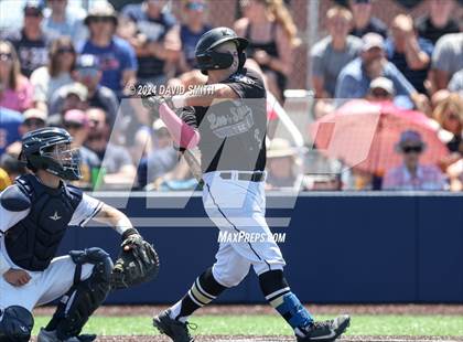 Thumbnail 3 in Lee's Summit vs. Liberty North (MSHSAA Class 6 Quarterfinal) photogallery.