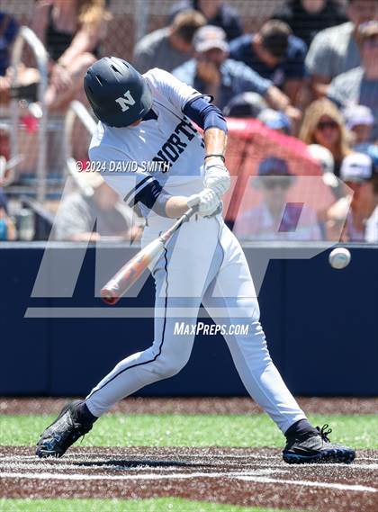 Thumbnail 2 in Lee's Summit vs. Liberty North (MSHSAA Class 6 Quarterfinal) photogallery.