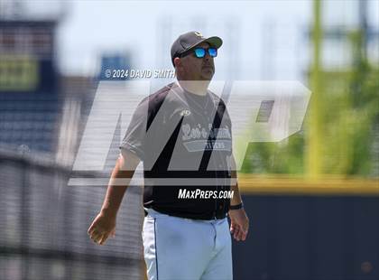 Thumbnail 2 in Lee's Summit vs. Liberty North (MSHSAA Class 6 Quarterfinal) photogallery.