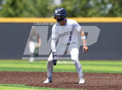Thumbnail 2 in Lee's Summit vs. Liberty North (MSHSAA Class 6 Quarterfinal) photogallery.