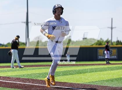 Thumbnail 3 in Lee's Summit vs. Liberty North (MSHSAA Class 6 Quarterfinal) photogallery.